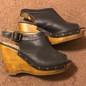 Glo Jeans Wooden Wedge